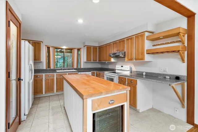 $525,000 | 77 Sudden Valley Drive, Bellingham, WA 98229