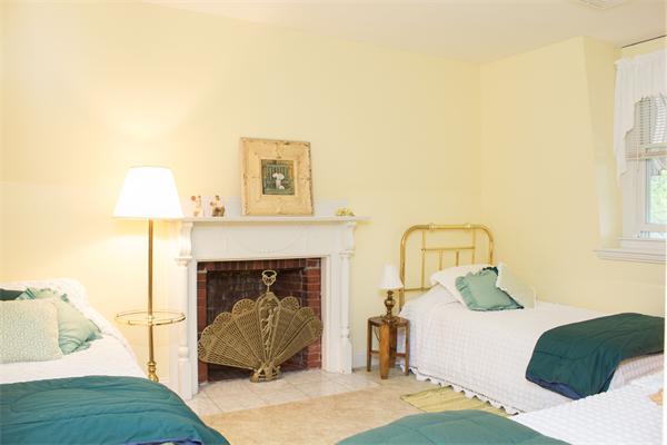 14 Chilmark Road Franklin, MA 02038 - Photo 17 of 30 Gallery Image 17