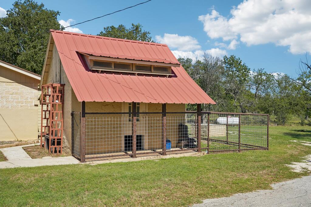 24 Edmiston Road Comfort, TX 78013 - Photo 45 of 55 Gallery Image 45