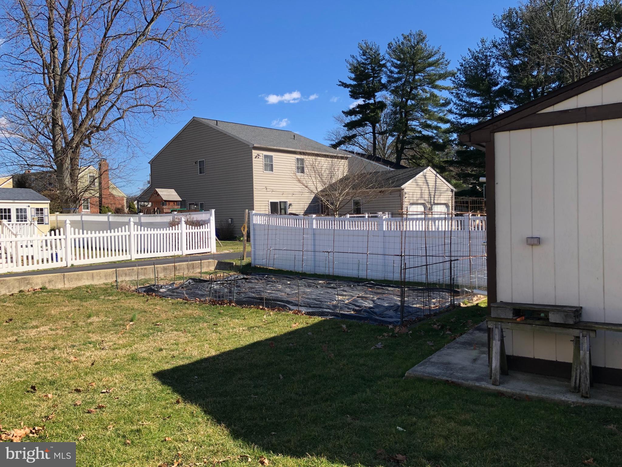 357 South Manoa Road Havertown, PA 19083 - Photo 3 of 5