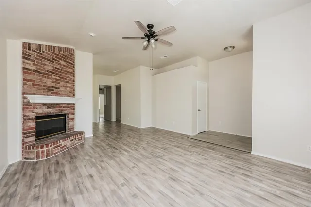 $2,245 | 204 Meadowbrooke Drive, Cedar Hill, TX 75104