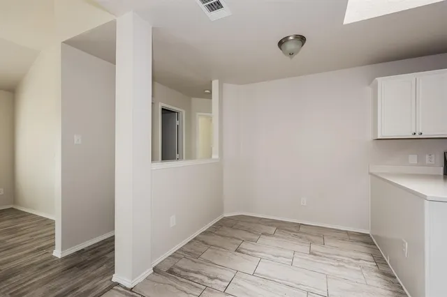 $2,245 | 204 Meadowbrooke Drive, Cedar Hill, TX 75104