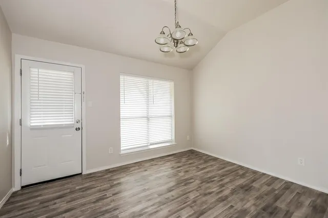 $2,245 | 204 Meadowbrooke Drive, Cedar Hill, TX 75104