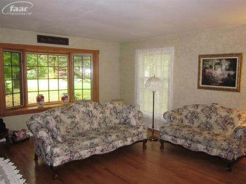 8361 North Seymour Road Flushing, MI 48433 - Photo 2 of 19 20201536-1.JPG