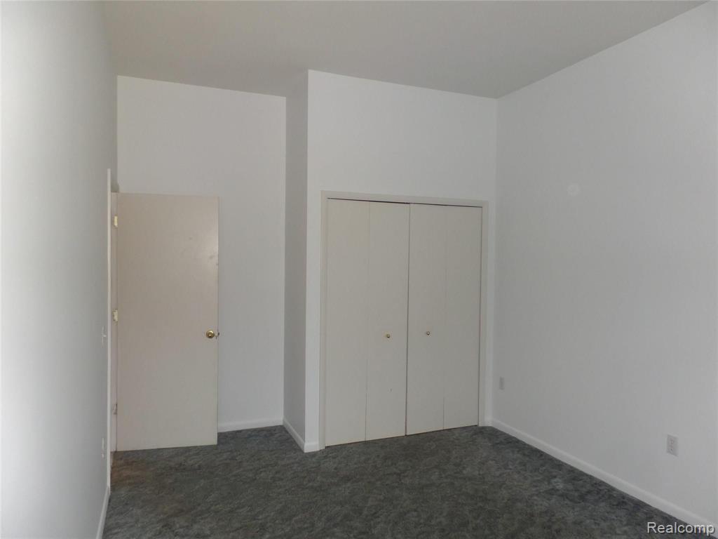 4501 Clarkston Road Clarkston, MI 48348 - Photo 25 of 34