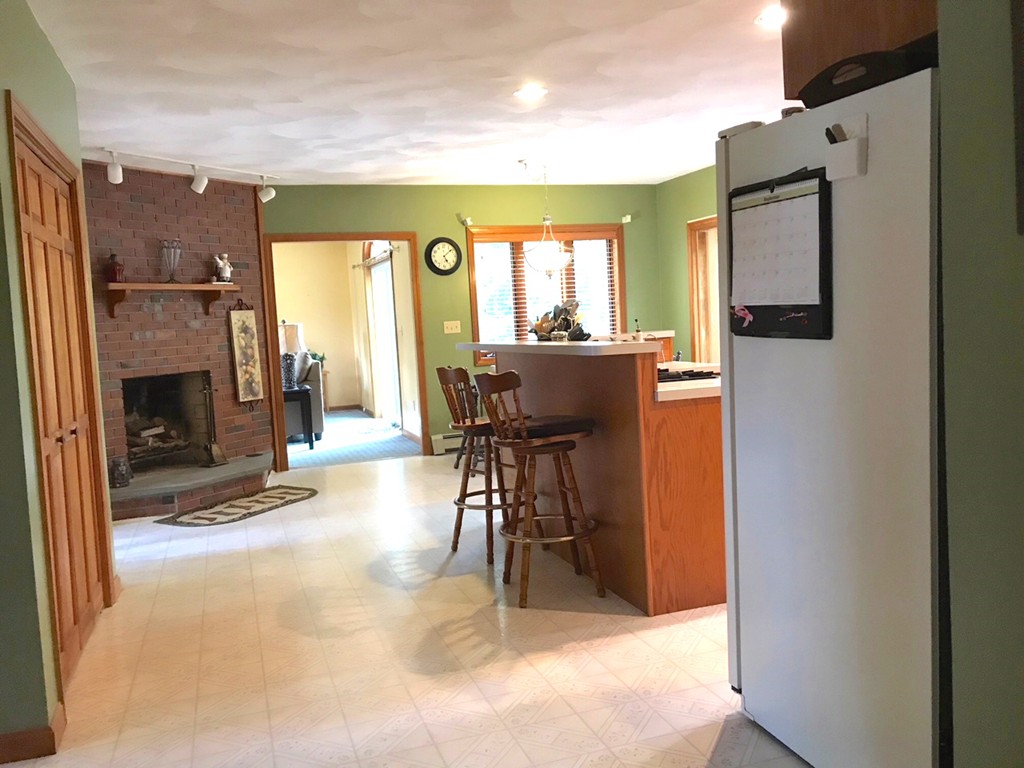 16 Rainbow Ridge Georgetown, MA 01833 - Photo 11 of 30 Gallery Image 11