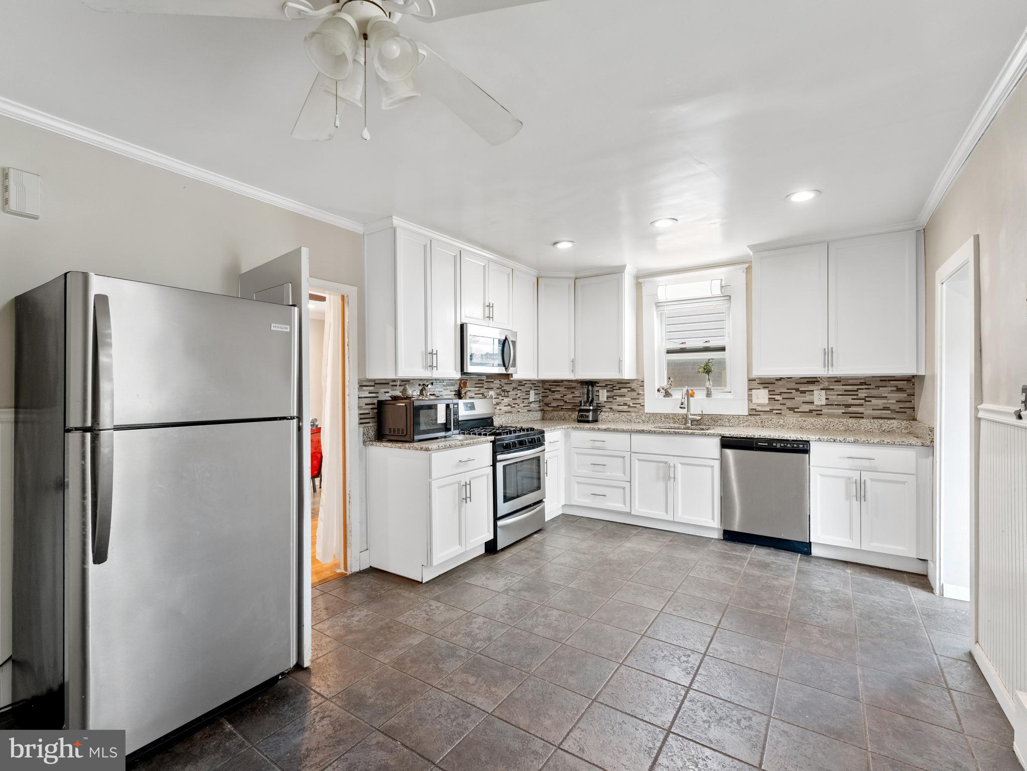 4928 State Road Drexel Hill, PA 19026 - Photo 6 of 50