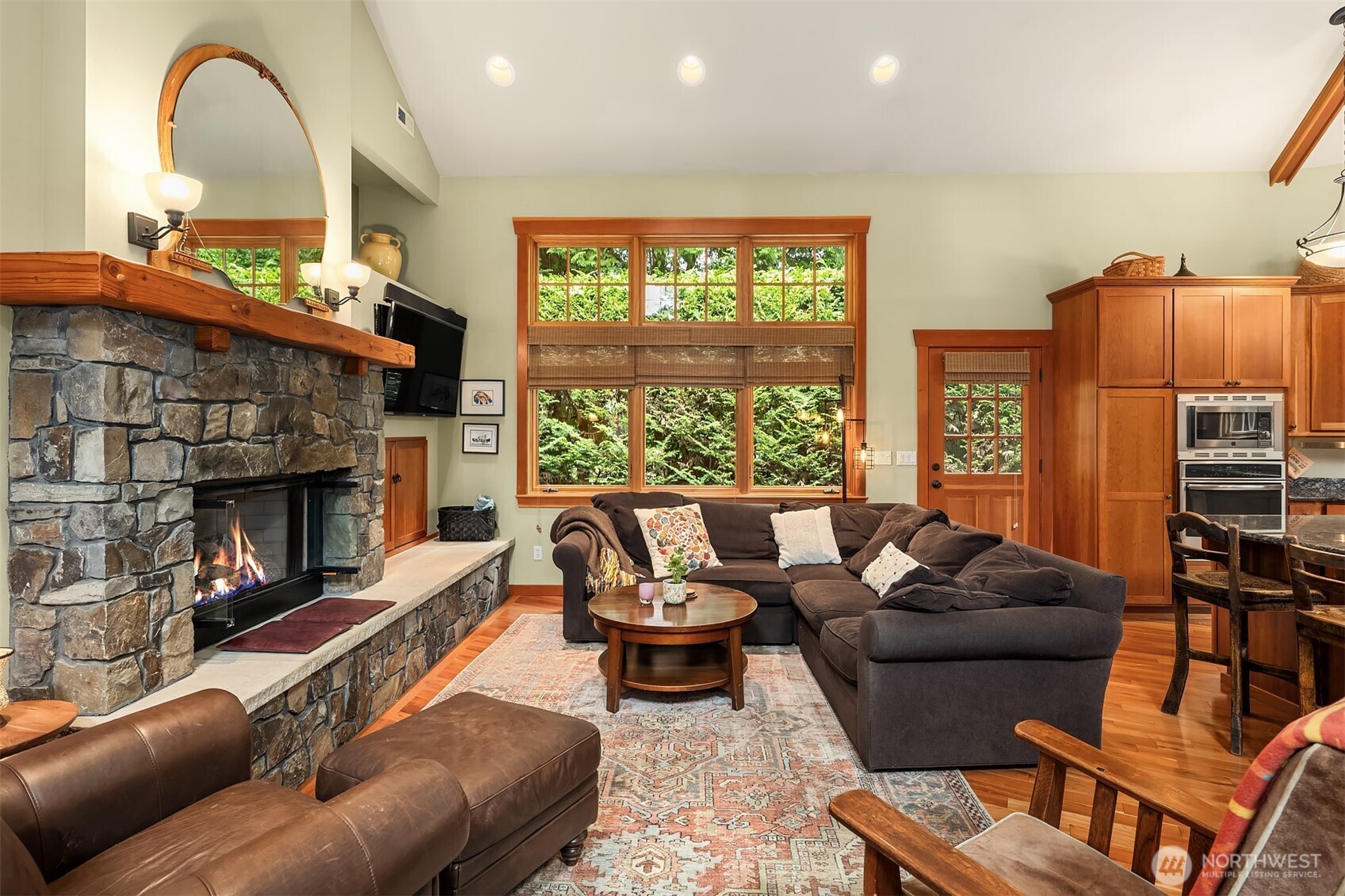 10517 Robbers Roost Road Edmonds, WA 98020 - Photo 14 of 39 Gallery Image 14