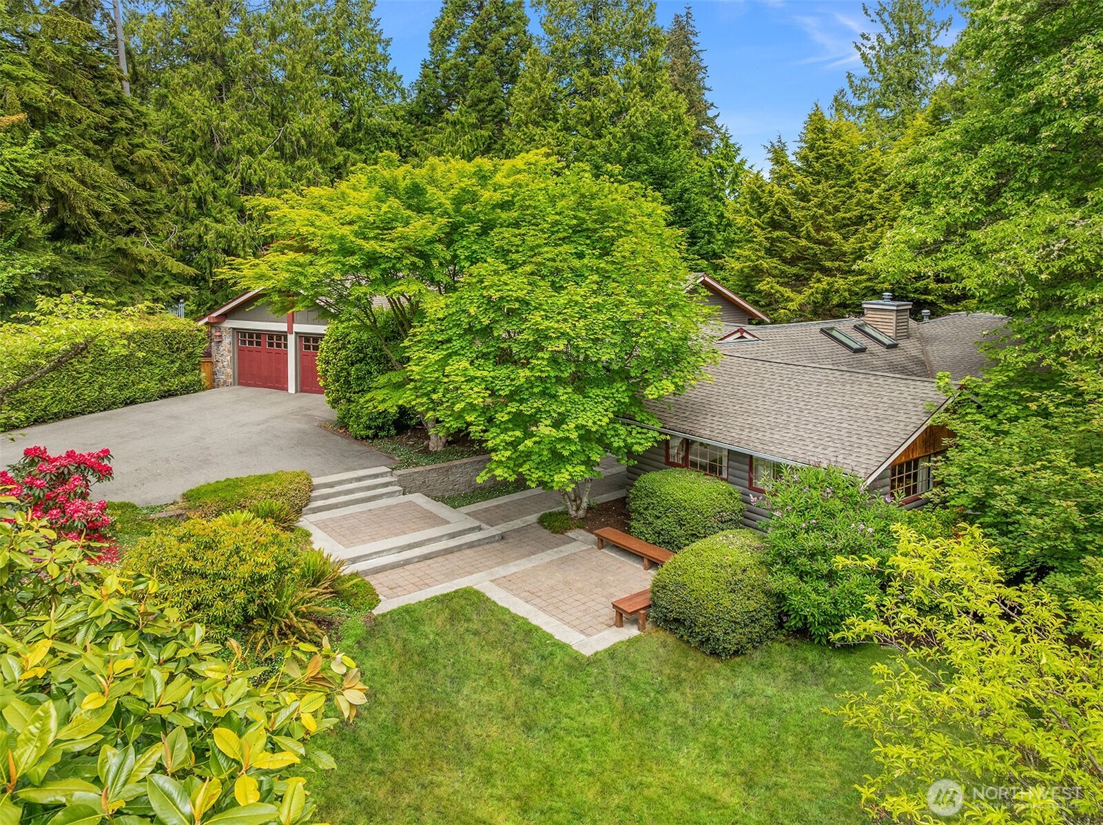 10517 Robbers Roost Road Edmonds, WA 98020 - Photo 2 of 39 Gallery Image 2