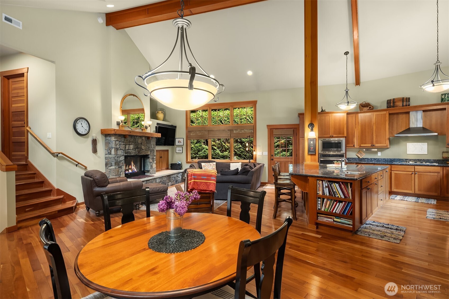10517 Robbers Roost Road Edmonds, WA 98020 - Photo 6 of 39 Gallery Image 6