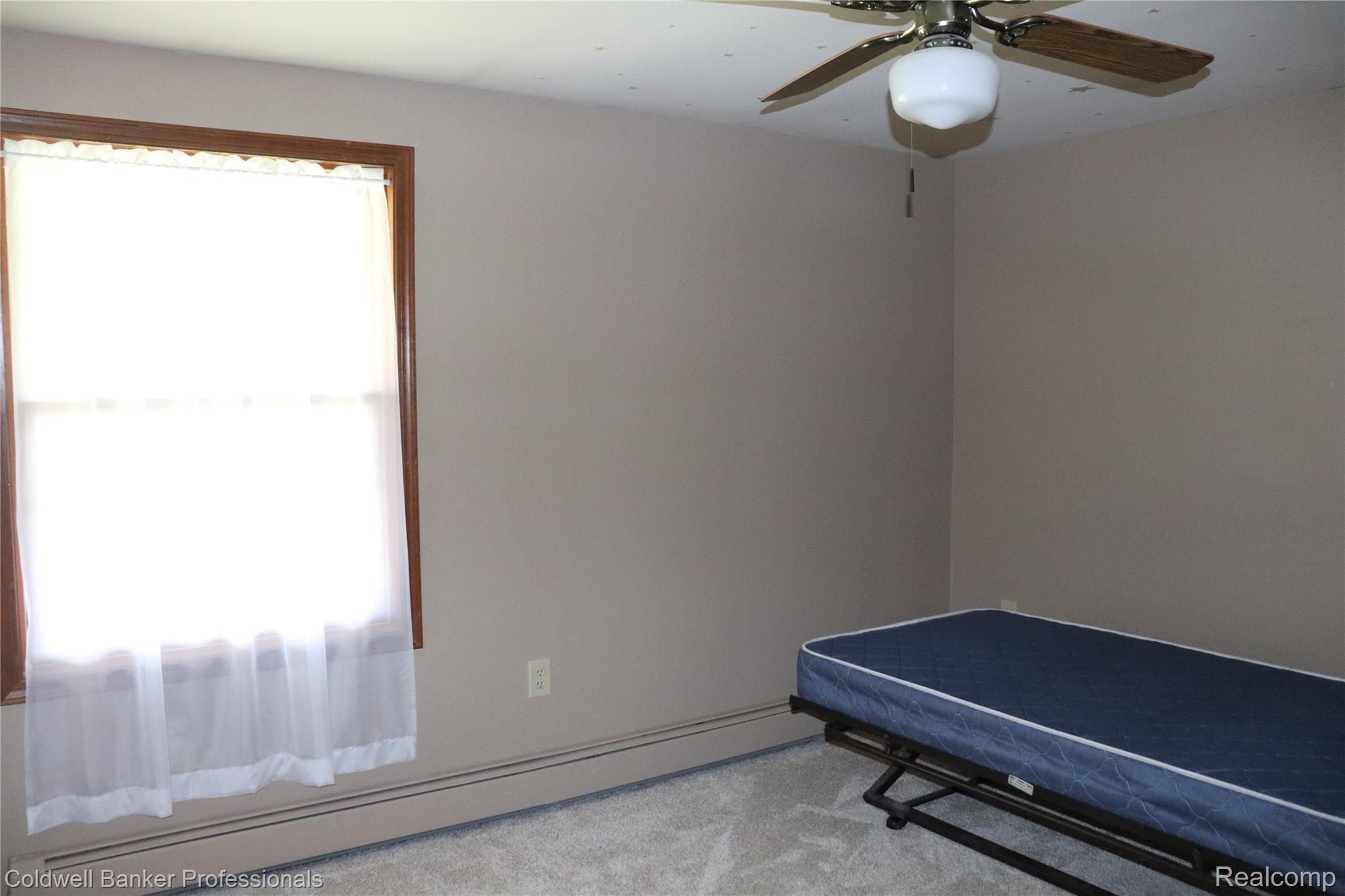 4934 Casey Road Dryden, MI 48428 - Photo 15 of 40 BEDROOM