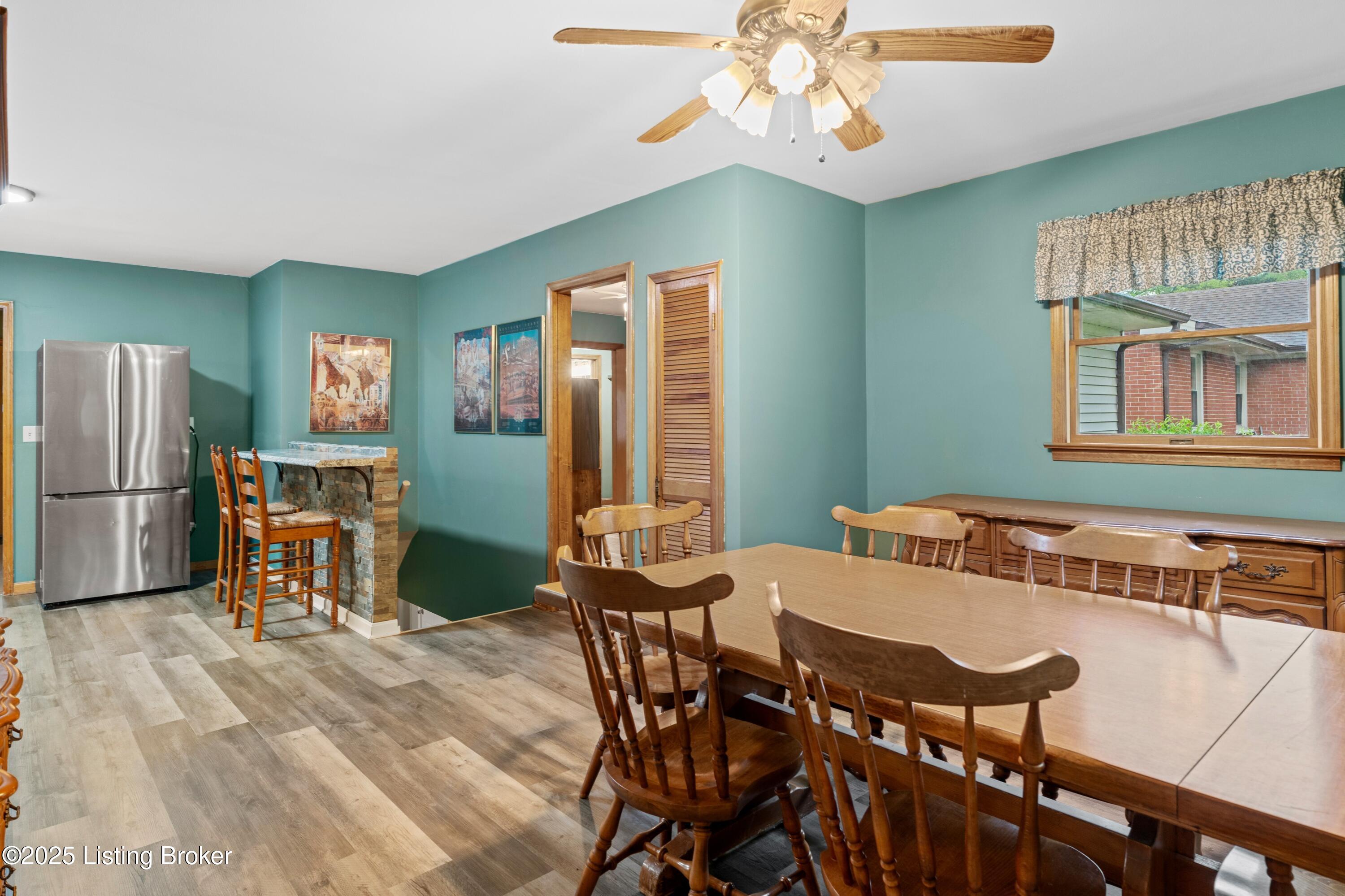 9409 Fairground Road Louisville, KY 40291 - Photo 11 of 35 DSC06993