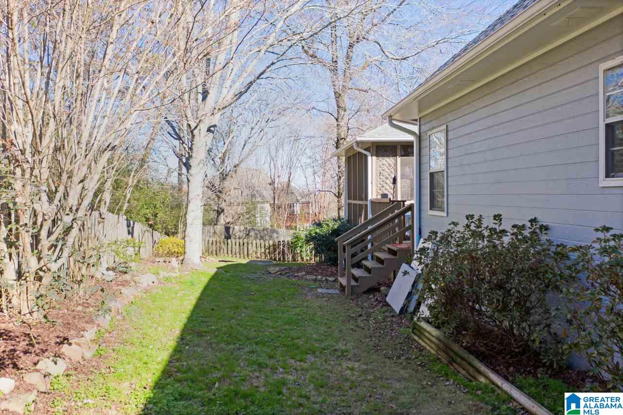 705 Ridge Way Circle Birmingham, AL 35226 - Photo 4 of 37