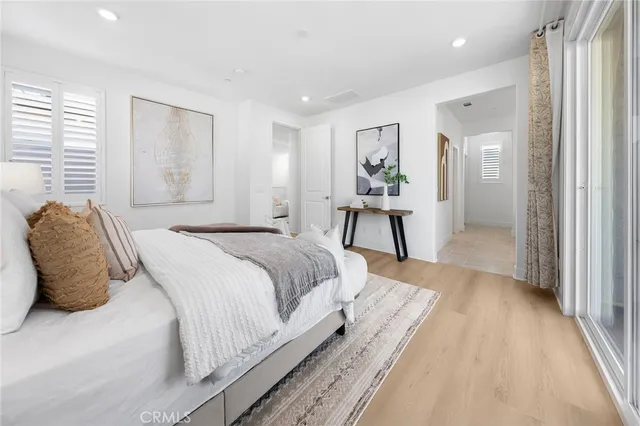 $6,500 | 208 Zawn, Irvine, CA 92618