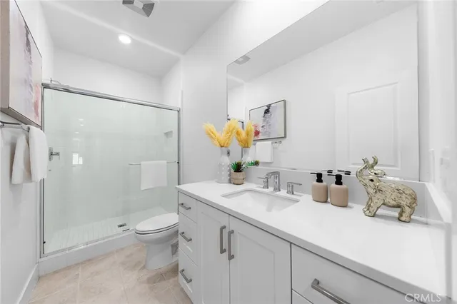 $6,500 | 208 Zawn, Irvine, CA 92618