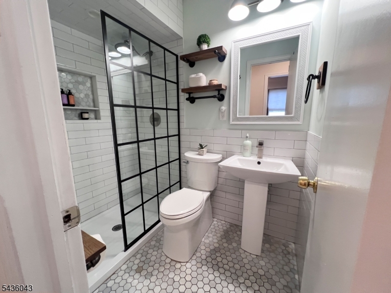 13 Sunset Drive Clark, NJ 07066 - Photo 13 of 27
