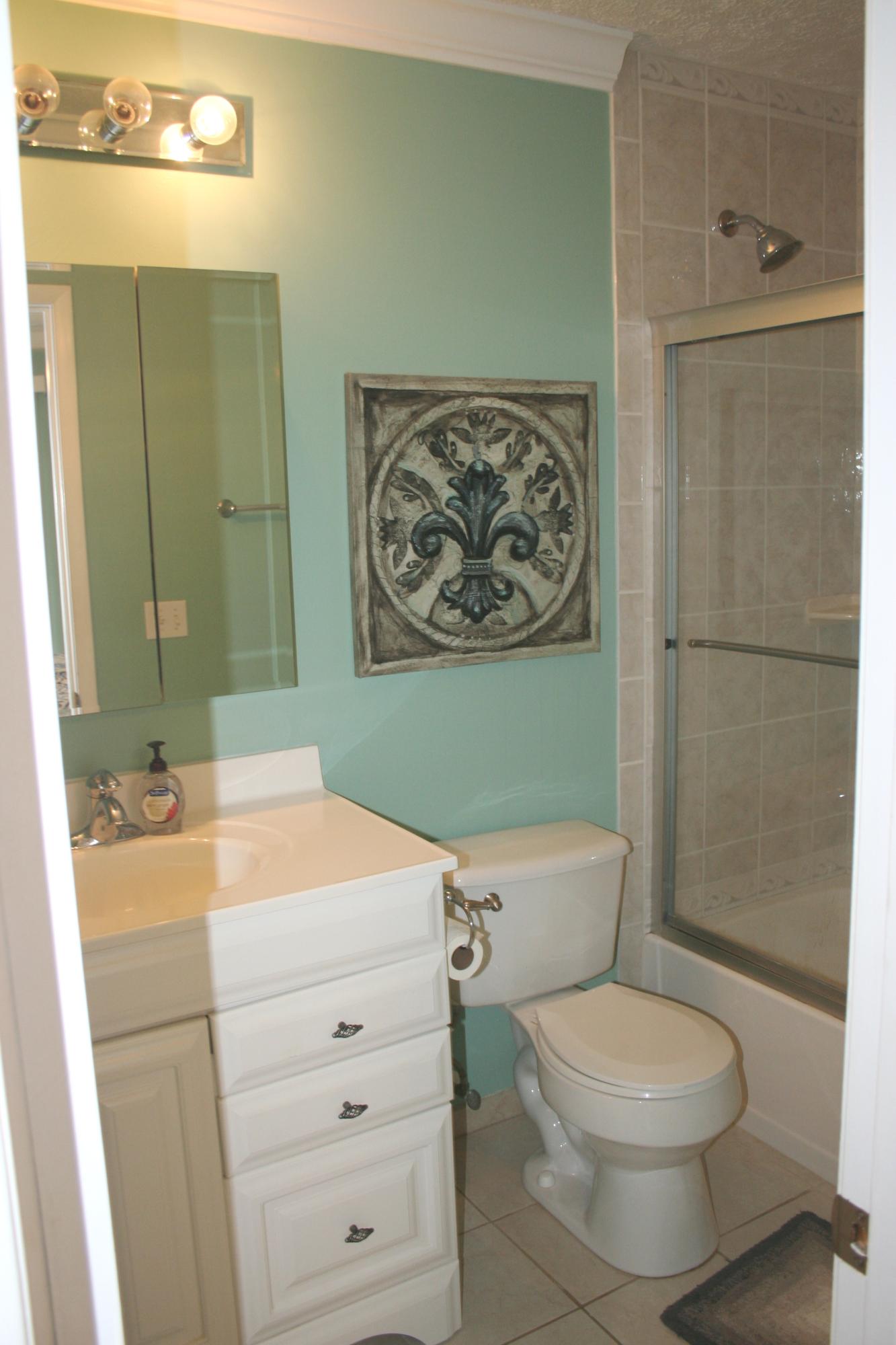 72 Walton Magnolia Ln Inlet Beach, Unit 2/C Inlet Beach, FL 32461 - Photo 18 of 32 North side Bath