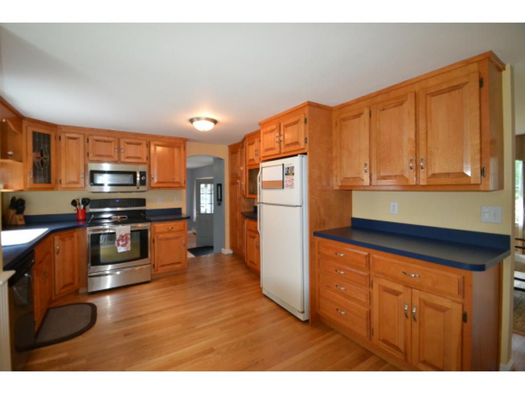 228 Breakfast Hill Road Greenland, NH 03840 - Photo 7 of 35 Gallery Image 7