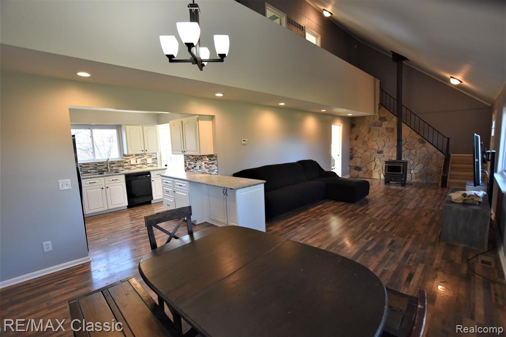 80255 Scotch Settlement Road Romeo, MI 48065 - Photo 8 of 20