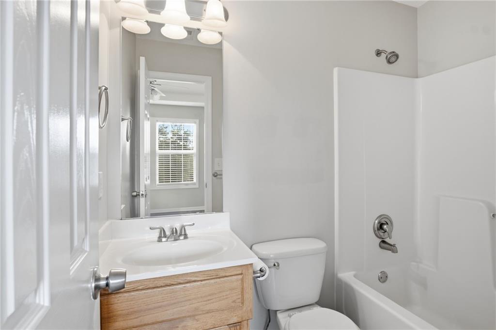 11112 Highview Road Peculiar, MO 64078 - Photo 24 of 32 Gallery Image 24