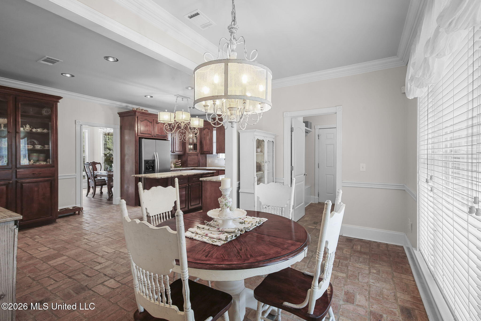 1058 Ridgeside Drive Brandon, MS 39042 - Photo 23 of 101 36-web-or-mls-1058 Ridgeside-36