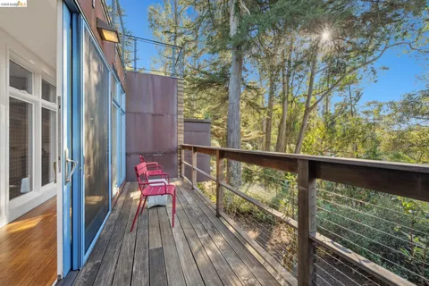 $1,795,000 | 8210 Skyline Boulevard, Oakland, CA 94611