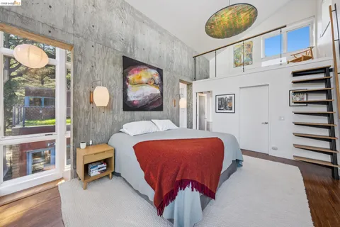 $1,795,000 | 8210 Skyline Boulevard, Oakland, CA 94611