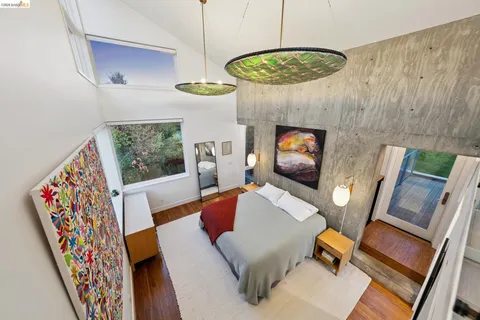 $1,795,000 | 8210 Skyline Boulevard, Oakland, CA 94611