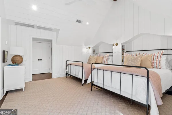 $1,295,000 | 1031 A Marina Cove Lane, Greensboro, GA 30642