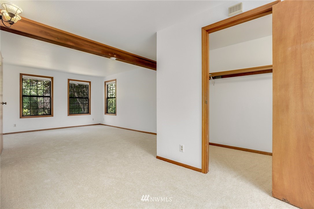19810 97th Avenue South Renton, WA 98055 - Photo 11 of 24