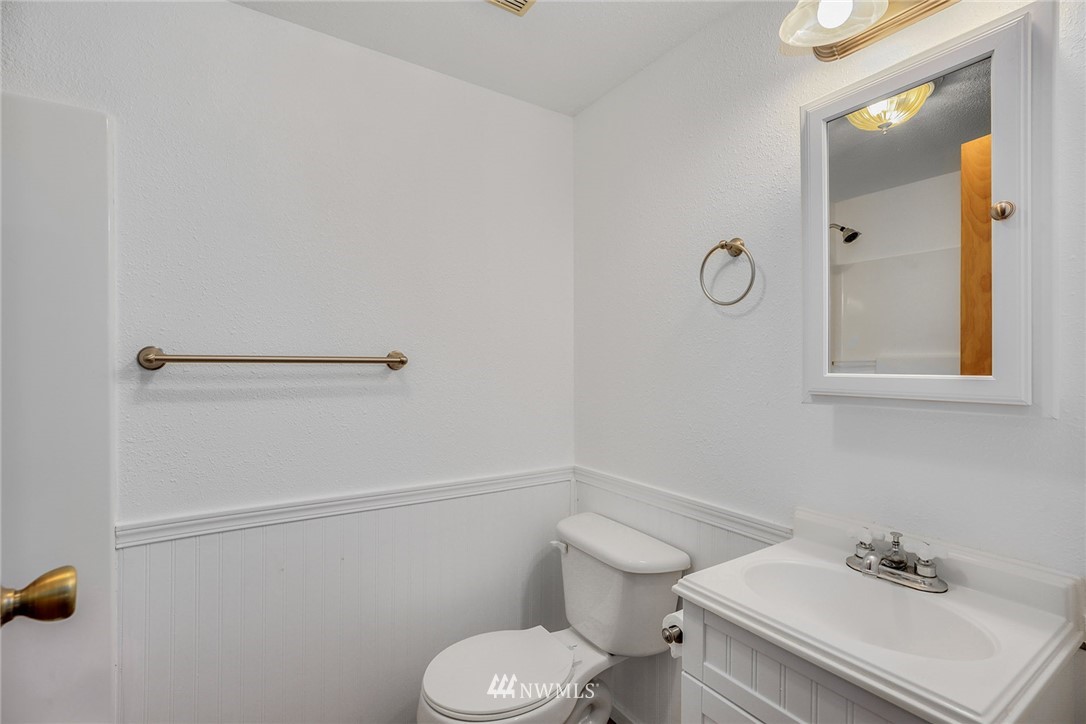 19810 97th Avenue South Renton, WA 98055 - Photo 14 of 24