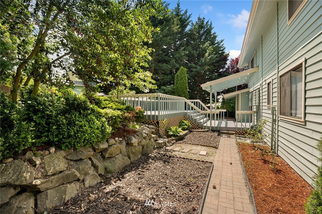 19810 97th Avenue South Renton, WA 98055 - Photo 20 of 24