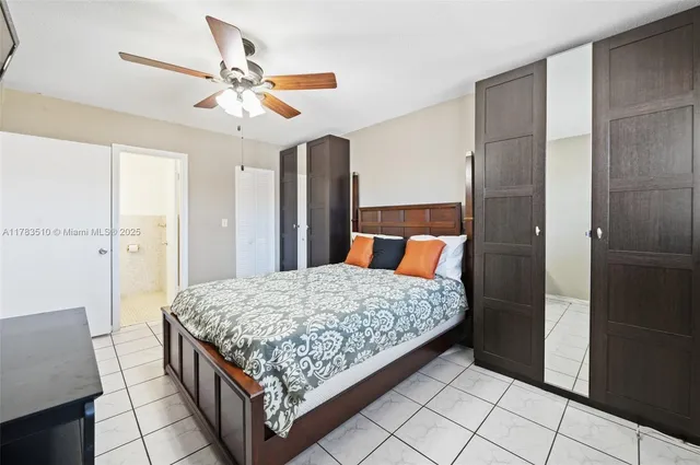 $129,000 | 5300 Washington Street, Unit G323, Hollywood, FL 33021