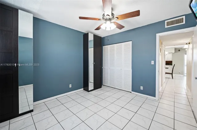 $129,000 | 5300 Washington Street, Unit G323, Hollywood, FL 33021