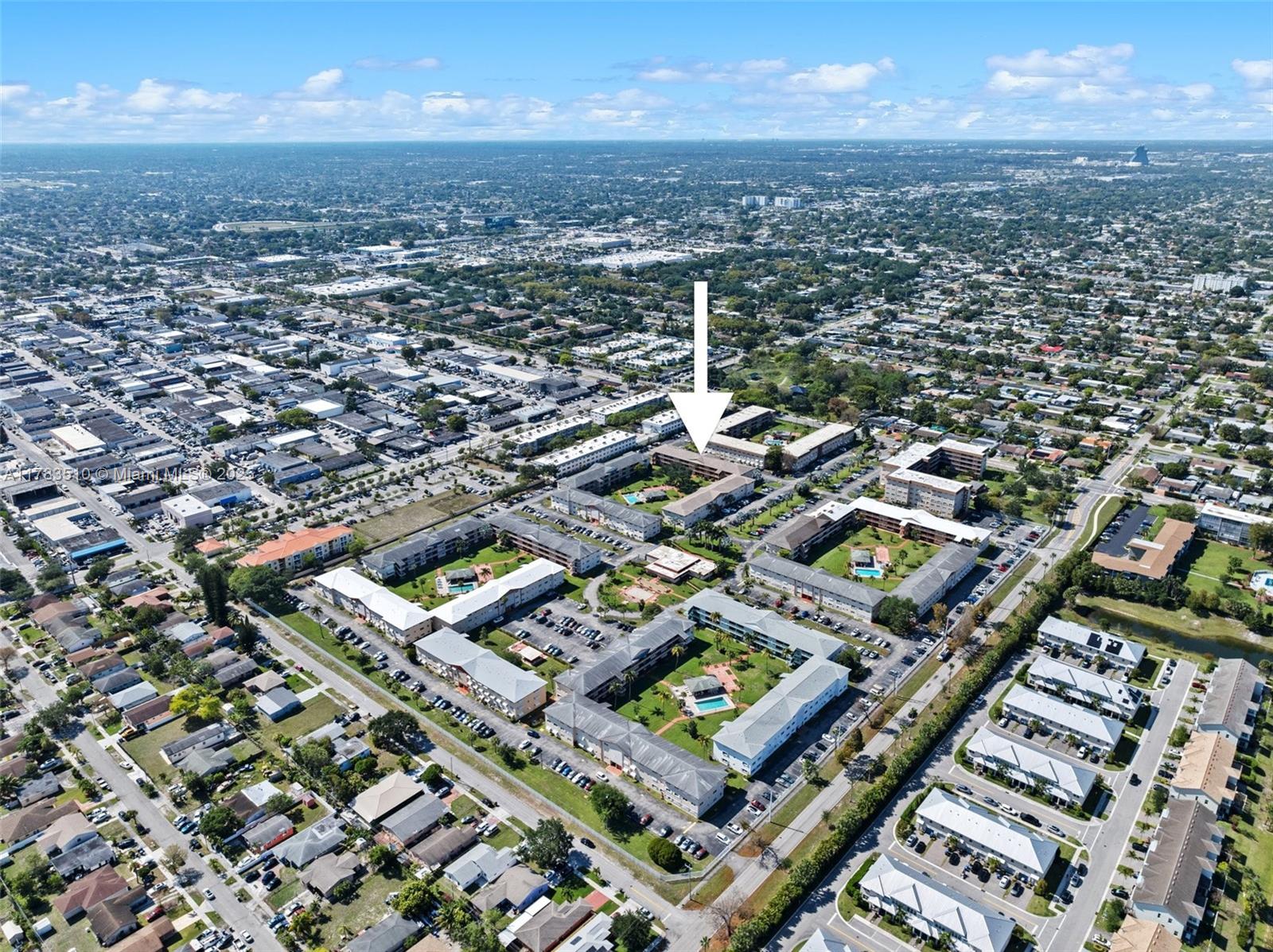 5300 Washington Street, Unit G323 Hollywood, FL 33021 - Photo 30 of 34 an aerial view of a city