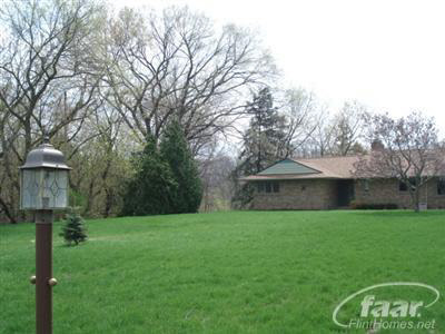 6401 Flushing Road Flushing, MI 48433 - Photo 2 of 17 20252571-1.JPG