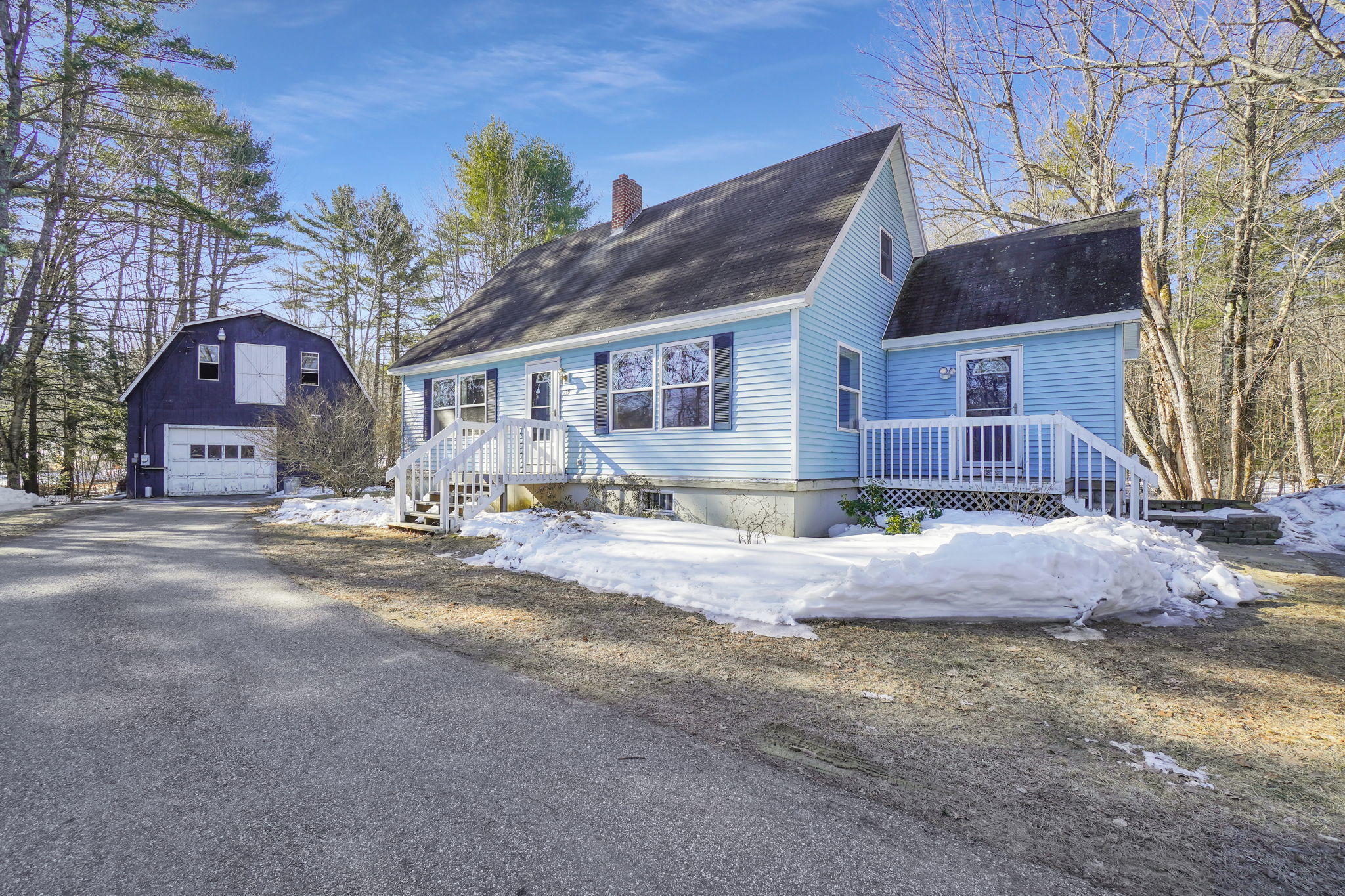 139 No Name Pond Road Lewiston, ME 04240 - Photo 1 of 25 3-web-or-mls-8683-DSC02316