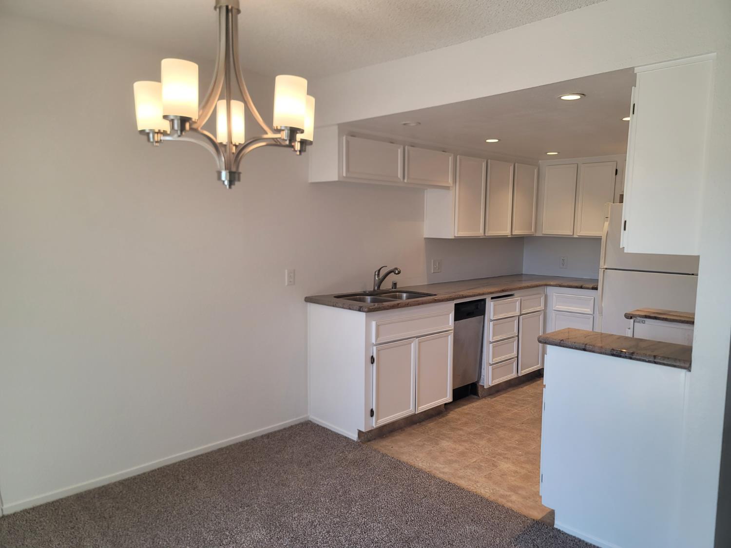 3701 Colonial Drive, Unit 89 Modesto, CA 95356 - Photo 12 of 17