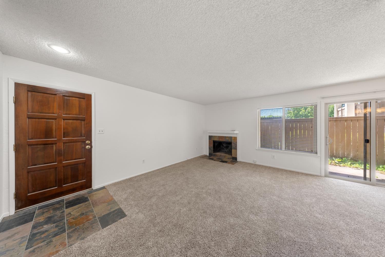 3701 Colonial Drive, Unit 89 Modesto, CA 95356 - Photo 5 of 51