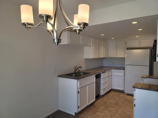 $189,000 | 3701 Colonial Drive, Unit 89, Modesto, CA 95356