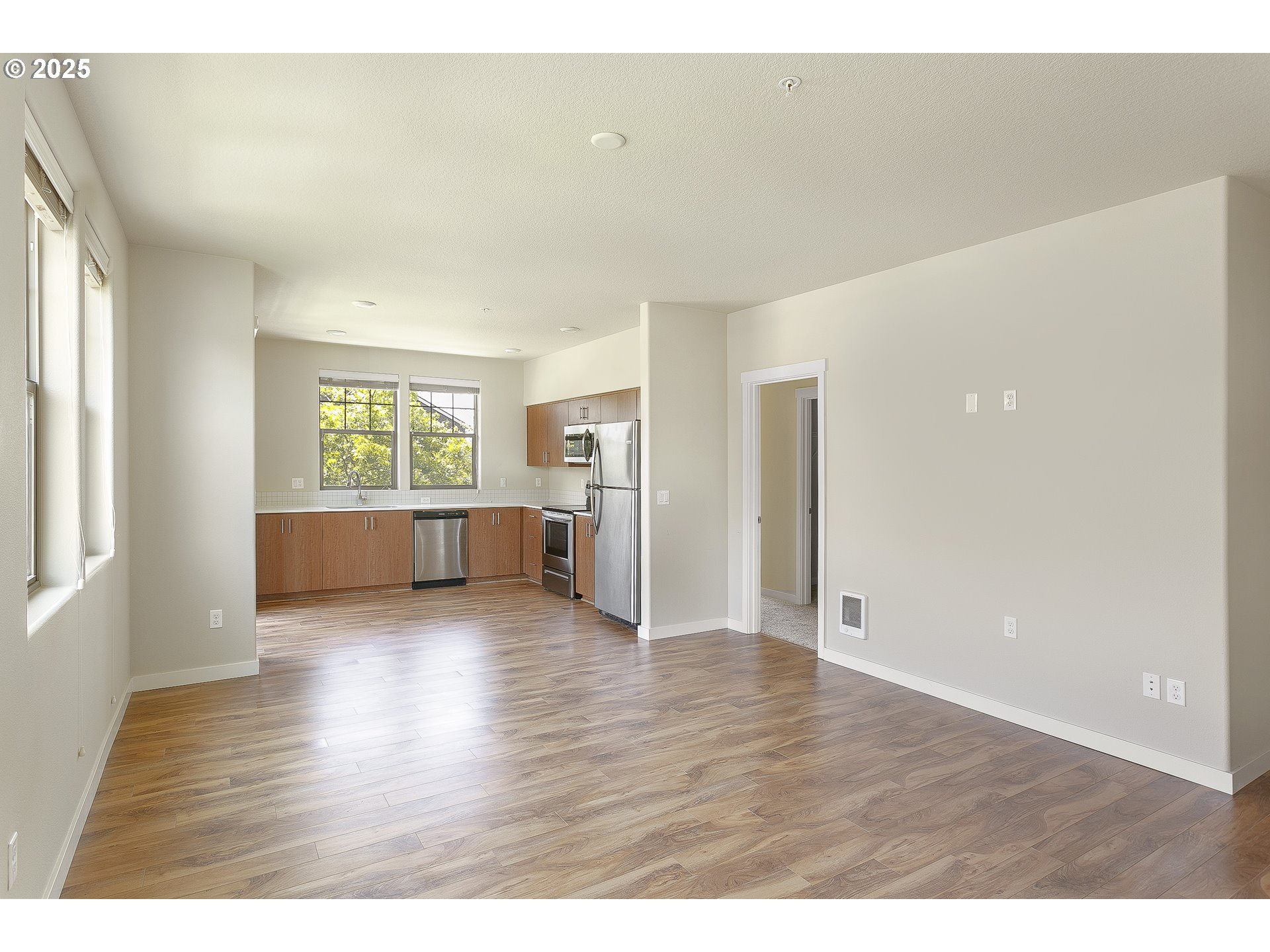 16449 Northwest Chadwick Way, Unit 201 Portland, OR 97229 - Photo 6 of 22