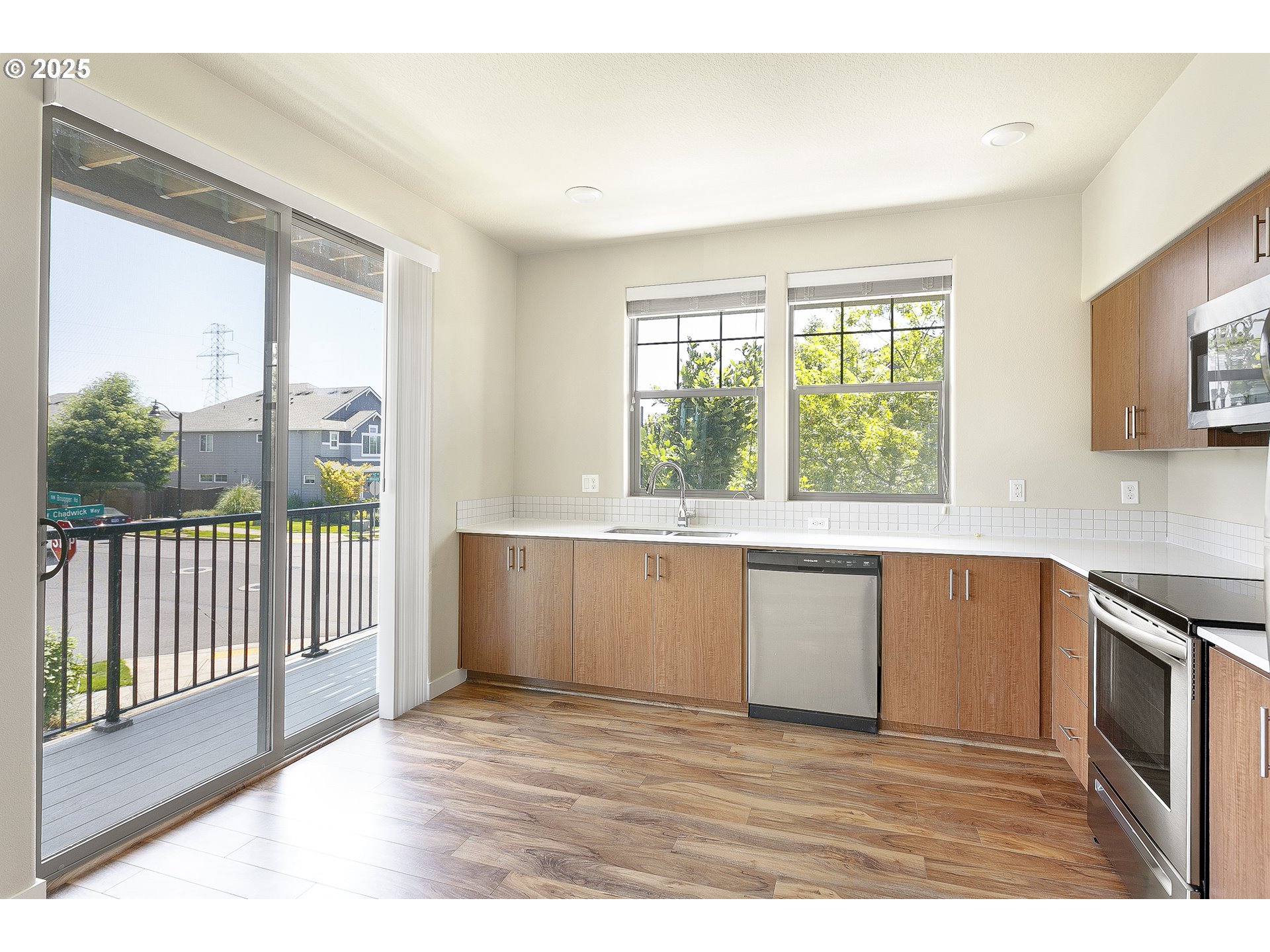 16449 Northwest Chadwick Way, Unit 201 Portland, OR 97229 - Photo 7 of 22