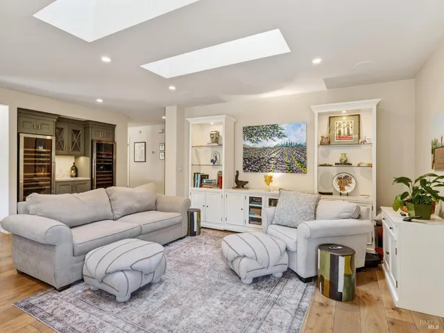 $1,865,000 | 416 Troon Drive, Napa, CA 94558