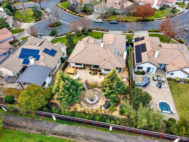 $1,865,000 | 416 Troon Drive, Napa, CA 94558