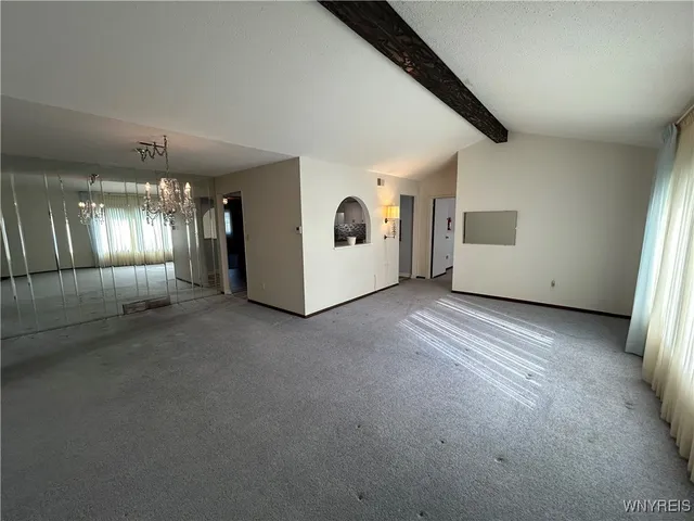 $1,625 | 186 Peppertree Drive, Amherst, NY 14228