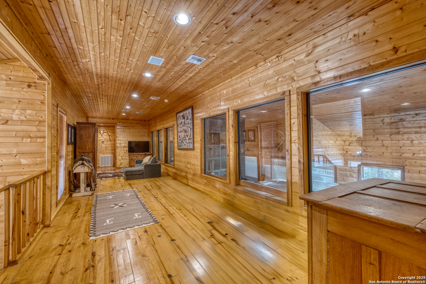 4983 Ranch Road 1051 Uvalde, TX 78801 - Photo 35 of 72 a spacious bathroom with a large mirror