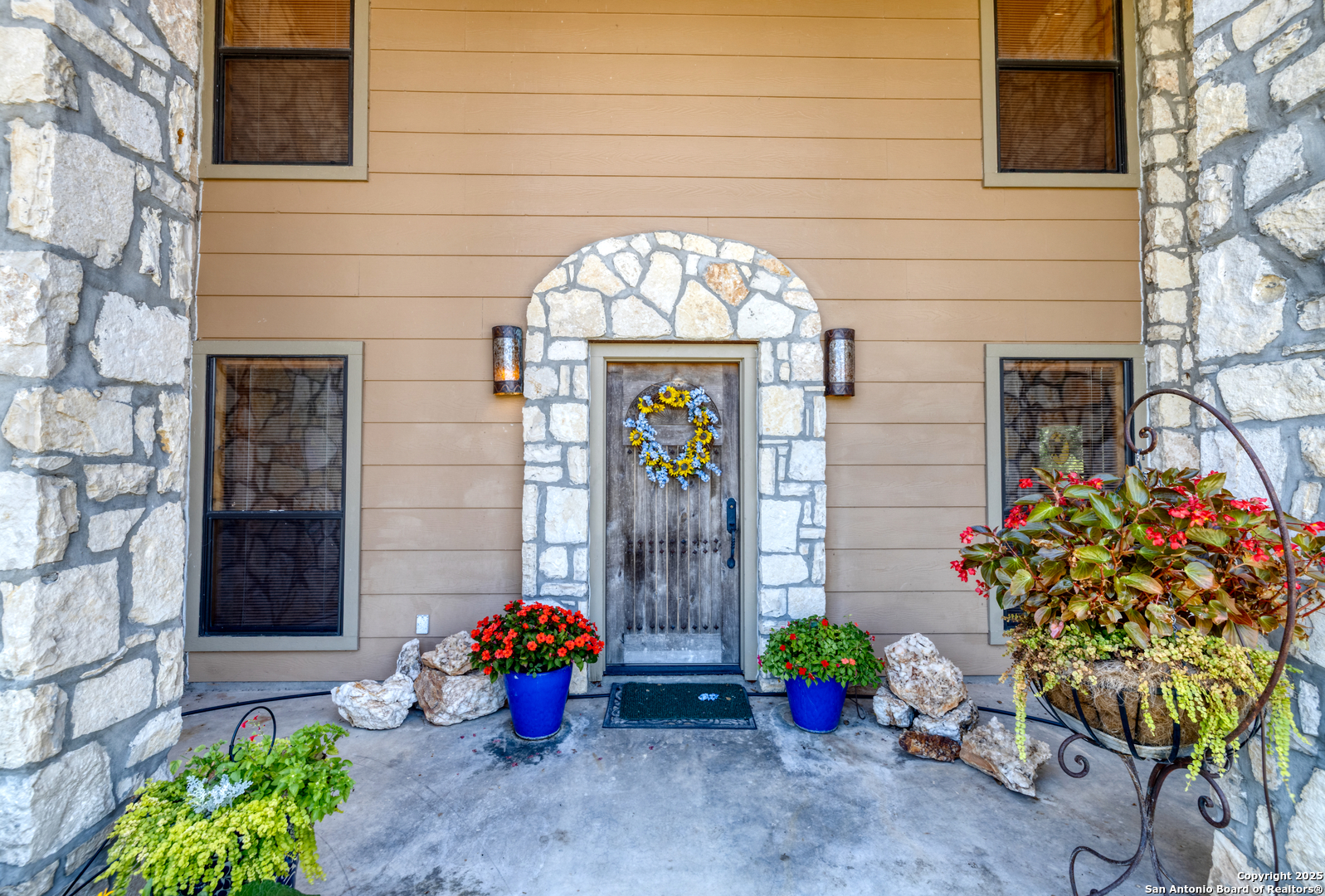 4983 Ranch Road 1051 Uvalde, TX 78801 - Photo 4 of 72