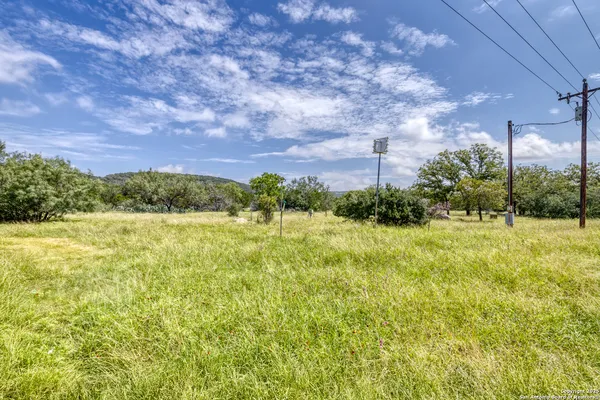 $1,499,000 | 4983 Ranch Road 1051, Uvalde, TX 78801