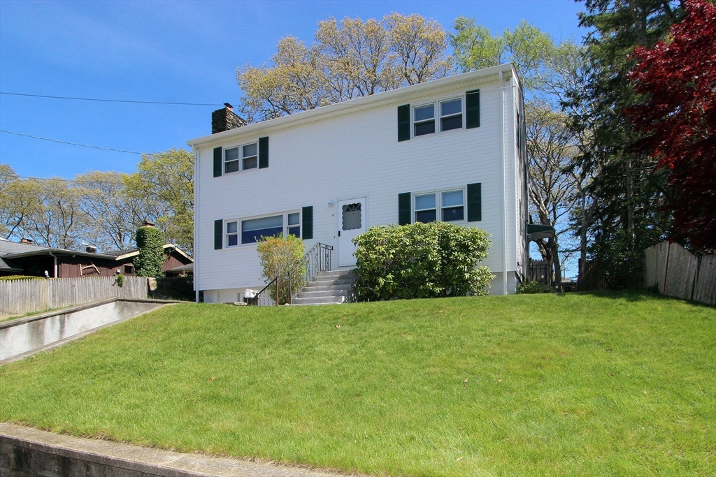 4 Van Bummel Road Bourne, MA 02532 - Photo 1 of 41 Gallery Image 1