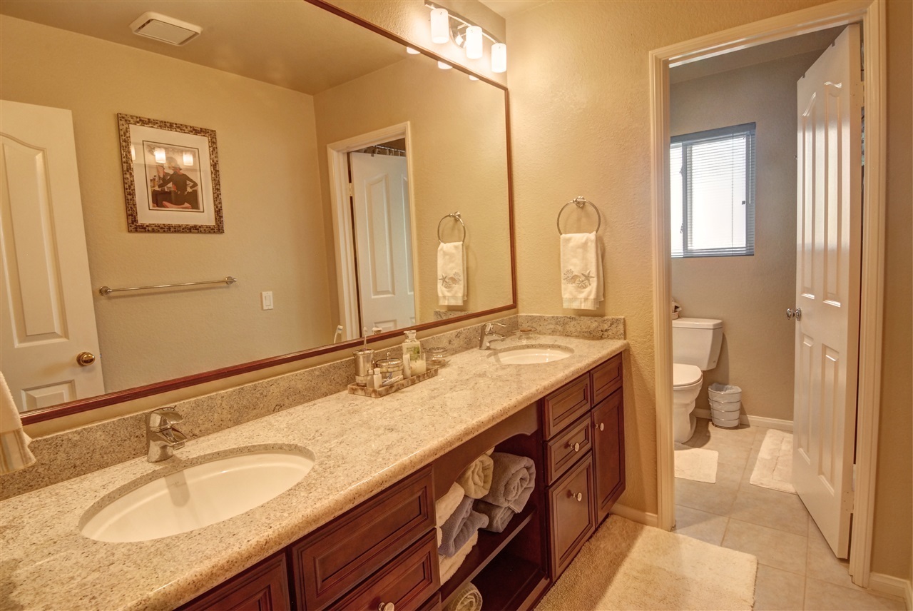 1816 Orchard Wood Road Encinitas, CA 92024 - Photo 19 of 25